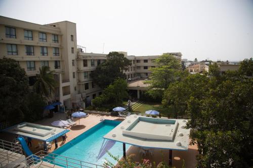 Πισίνα στο ή κοντά στο Beach Luxury Hotel
