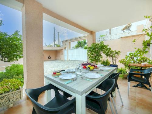 Holiday Home Santa Barbara by Interhome
