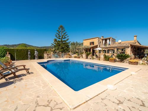 Πισίνα στο ή κοντά στο Holiday Home Ses Terrasses by Interhome
