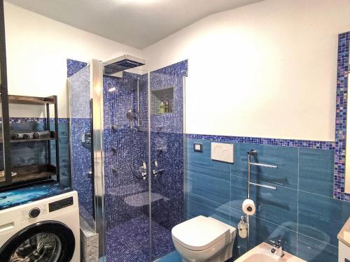 Ένα μπάνιο στο Apartment Rosa Blu by Interhome