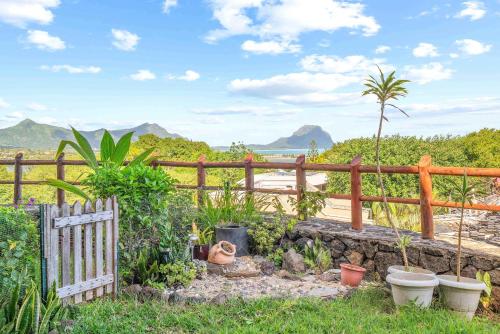 Numi Bay - Amazing Apartment with Morne View