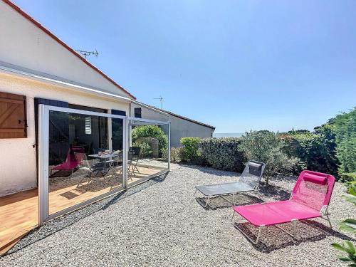 En have udenfor Holiday Home Plein Océan-5 by Interhome