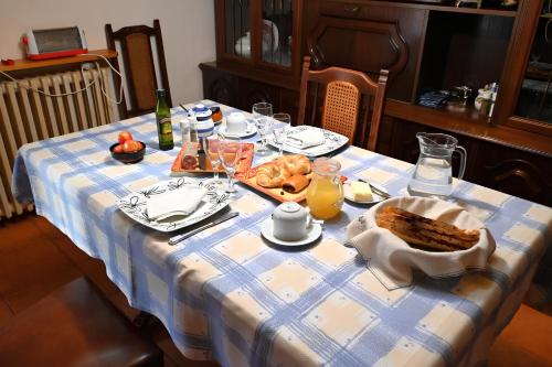 Jídlo v penzionu nebo okolí