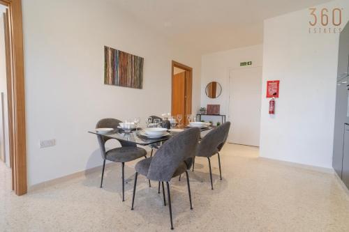 Fotografie z fotogalerie ubytování Beautiful, fully equipped 2BR home in Mellieha by 360 Estates v destinaci Is-Sellum