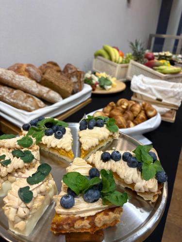 Mad på hotellet eller i nærheden