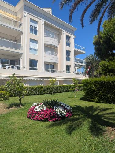 Appartement 2 pièces en front de mer- paddle inclus