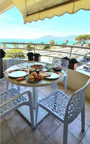 Appartement 2 pièces en front de mer- paddle inclus