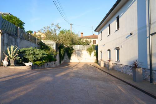 Η γειτονιά γύρω από ή μία γειτονιά κοντά σε αυτό το διαμέρισμα