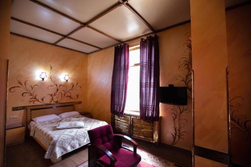 Postel nebo postele na pokoji v ubytování Haghartsin Hotel & Restaurant
