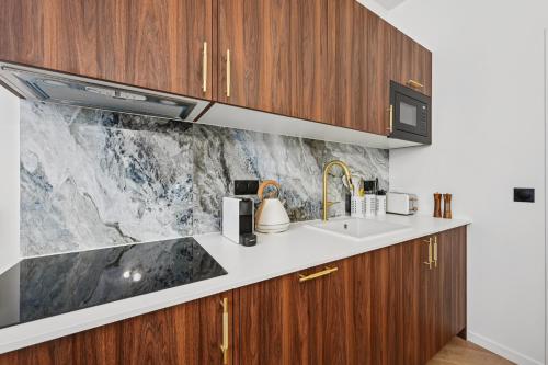 Lavie Maison Hot Tub with AC