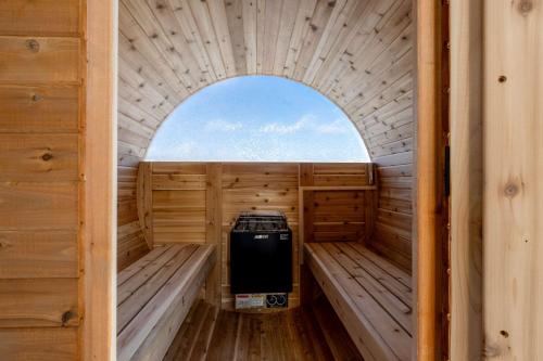 Fotografie z fotogalerie ubytování Ski Chalet with Sauna - Mountain - L'Elegant v destinaci Saint Come