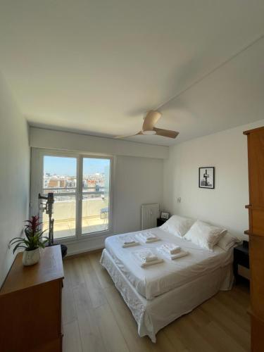 Home F8 - Terrace Paris's view, Eiffel Tower area