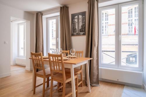 Appartement Lumineux dans le Haut Marais