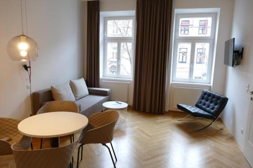 KS70 Apartments