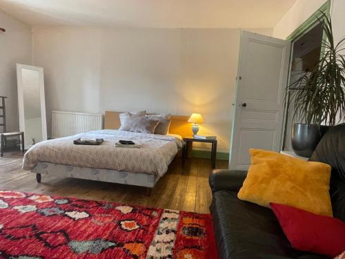 Gallery image of Grand studio et jolies chambres à louer in Passins