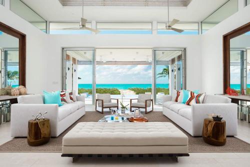 Beautiful contemporary style villa on the beach photo 3