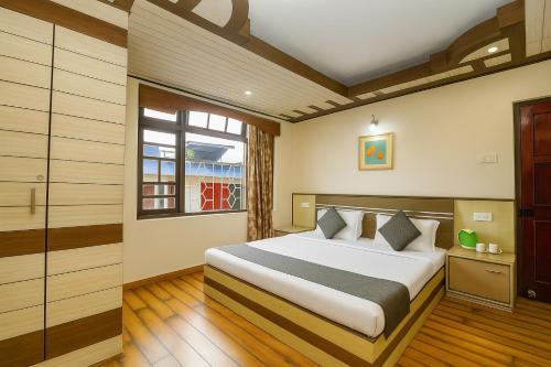 Postel nebo postele na pokoji v ubytování Hotel Berries Gangtok 300mtr from mg marg