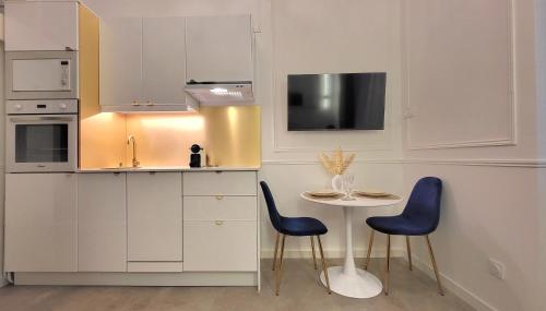 Studio élégant Presqu'île Lyon 1er photo 13