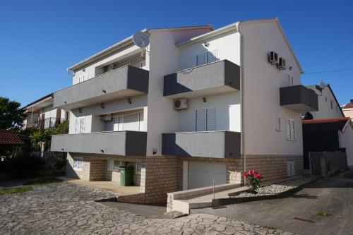 Tonik Apartments Diklo, Seaside Stay in Zadar