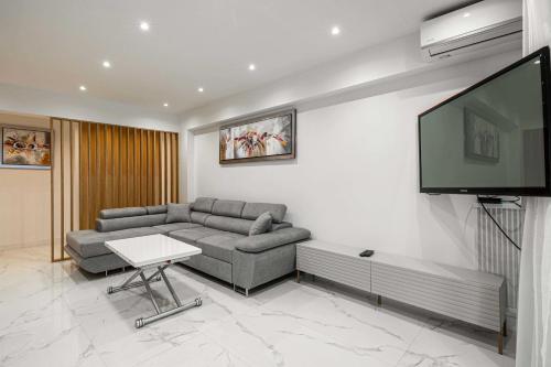 Gorgeous apartment - Near Beach - 2BR-6p