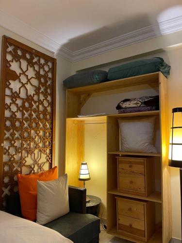 Postel nebo postele na pokoji v ubytování 2 chambres et salon de 67 m2