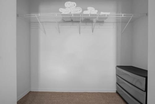 Φωτογραφία από το άλμπουμ του Vibrant 2br Apt Pool, Jacuzzi, Gym #11 στην Τάμπα