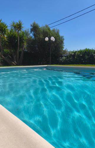 Πισίνα στο ή κοντά στο Ktima KiKa - Private Pool Escape & Tranquility