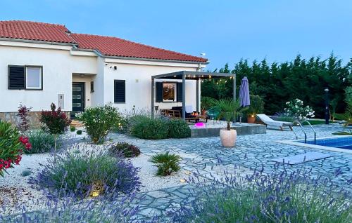 Villa Fairyland