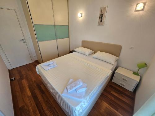 Apartment Azure *CLOSE TO THE BEACH