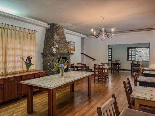 Khu vực ghế ngồi tại Recanto Quinta da Jade