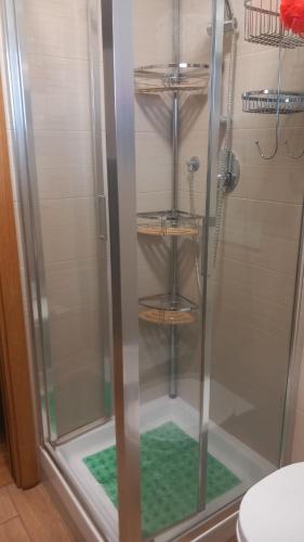 Bilocale EUR Grotta Perfetta 50mq casa 32mq sala hobbies e 250mq giardino