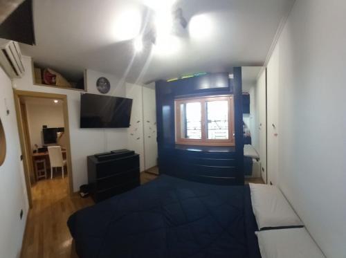 Bilocale EUR Grotta Perfetta 50mq casa 32mq sala hobbies e 250mq giardino