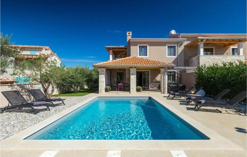 Villa Flora Abrega