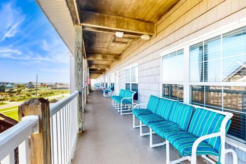 Gallery image of Sea-Love 819 #309DS-H in Hatteras