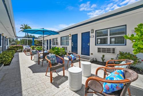 Un lugar para sentarse en Hollywood Beach Suites and Hotel
