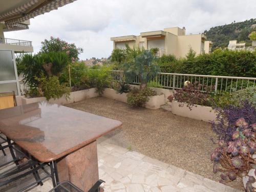 Spacieux 3P avec terrasse et piscine à Menton - FR-1-196-386
