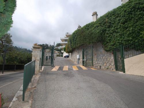 Spacieux 3P avec terrasse et piscine à Menton