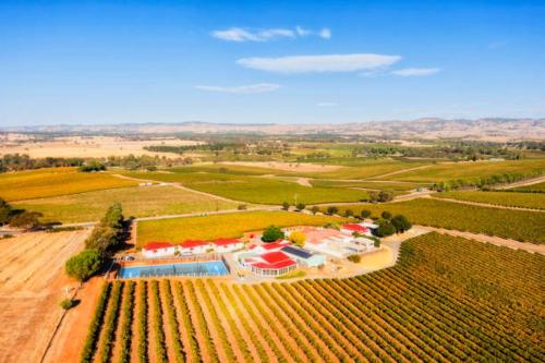 Swimmingpoolen hos eller tæt på McLaren Vale Cabin Cottage Park