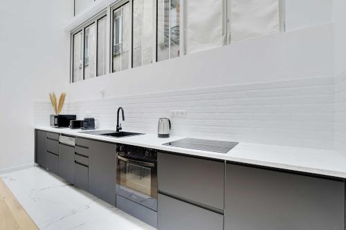 Authentique Apartment - 1BR- 2P- Voltaire