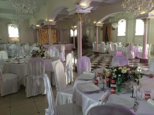 Ristorante o altro punto ristoro di Hotel Komfort Inn - Dwór Hubertus
