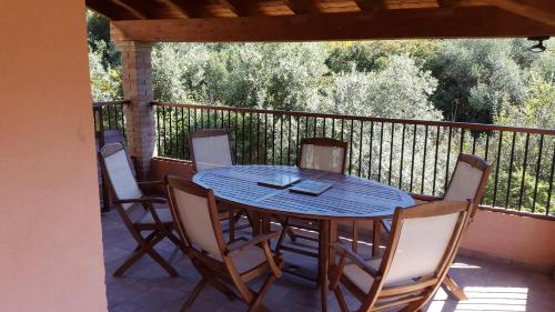 En balkong eller terrasse på Villa l'orto Portixeddu Sardegna