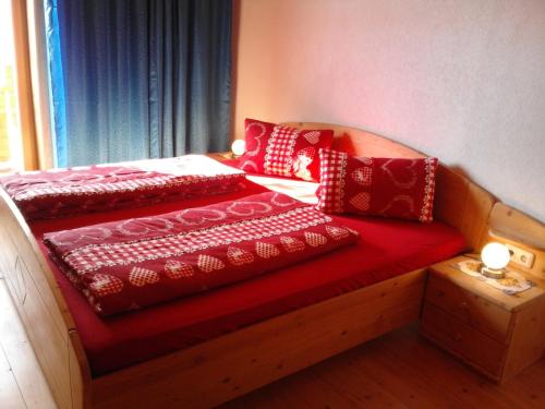 Posteľ alebo postele v izbe v ubytovaní Haus Benedikt
