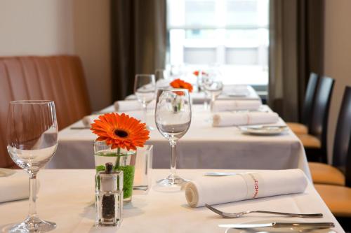 Restoran atau tempat lain untuk makan di IntercityHotel Mainz