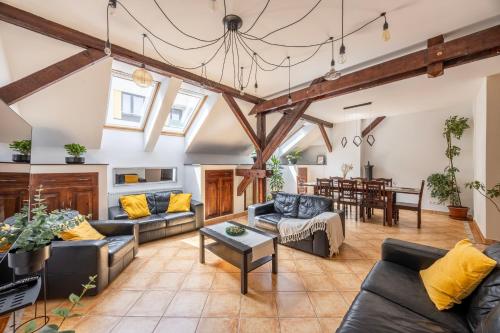 Beardy Bear Cave - Premium Central Rooftop #Parking