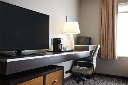 TV a/nebo společenská místnost v ubytování Hyatt House Seattle Bellevue