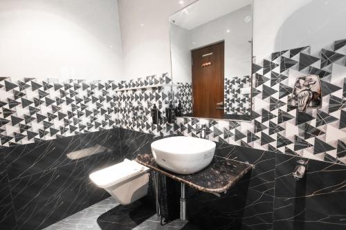 Ένα μπάνιο στο Crystal Suites