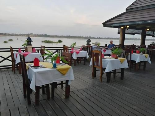 Imagen de la galería de Pon Arena Hotel, en Muang Không