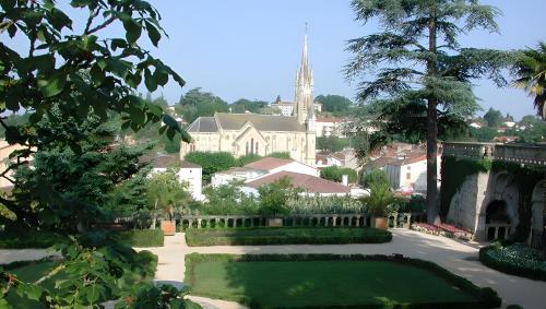 a view from the gardens of the palace at Studio Montayral in Montayral