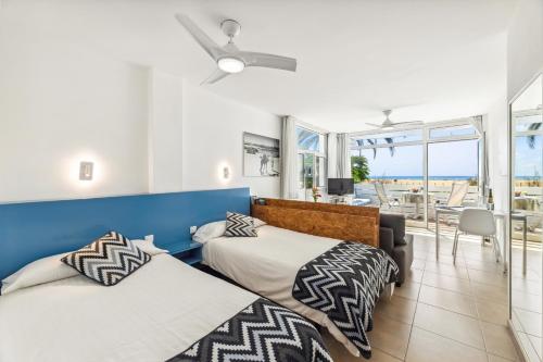 Apartamentos El Capricho photo 2