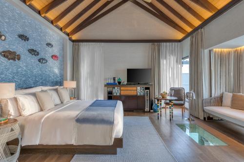 Katil atau katil-katil dalam bilik di OZEN LIFE MAADHOO - Luxury All Inclusive with Free Transfers